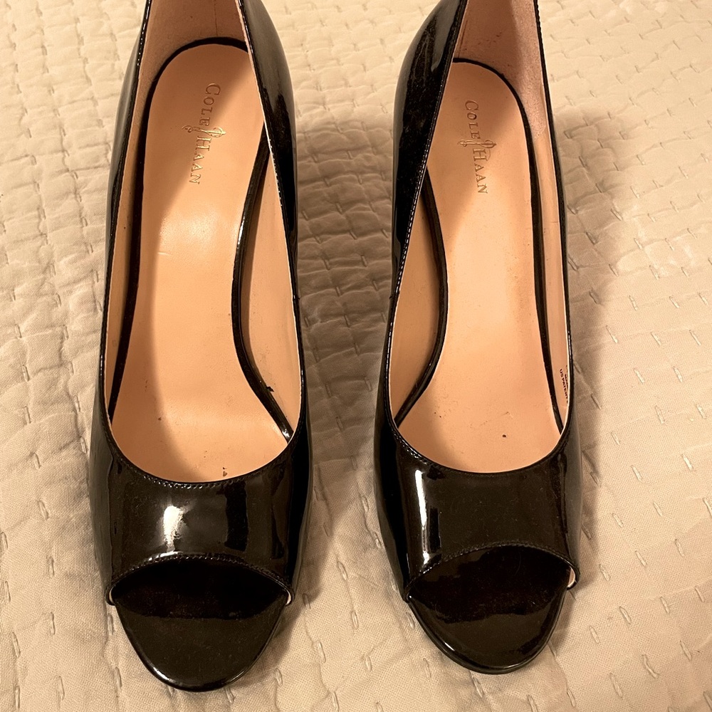 Cole Haan Nike Air Peep Toe in Patent 10B